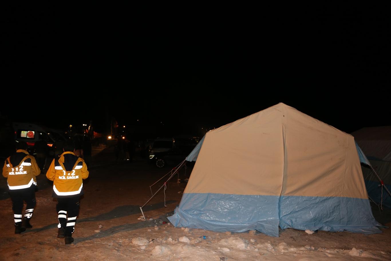 İkinci deprem Gelenler köyünde büyük hasara neden oldu